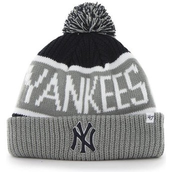 Gorro cinza e azul marinho com pompom da New York Yankees MLB Cuff Knit Calgary da 47 Brand